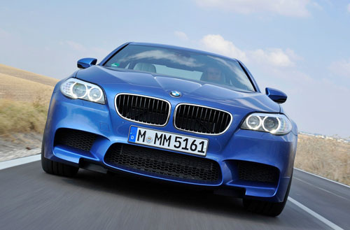 BMW M5 (frontal)