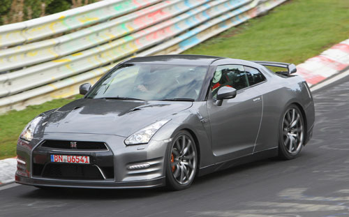 Nissan GT-R 2012 (frontal)