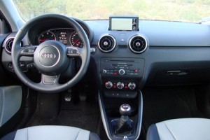 Audi A1 1.6 TDI Ambition (interior)