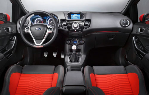 Ford Fiesta ST (interior)