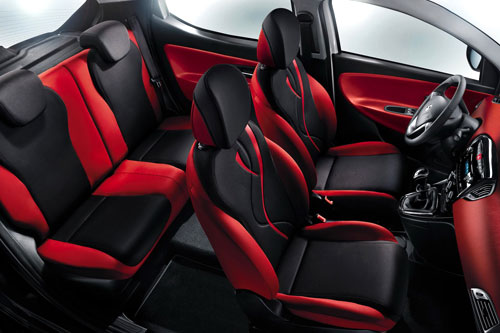 Lancia Ypsilon Black&Red (interior)