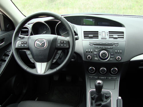 Mazda 3 2.0 DISI Sportive 5p (interior)