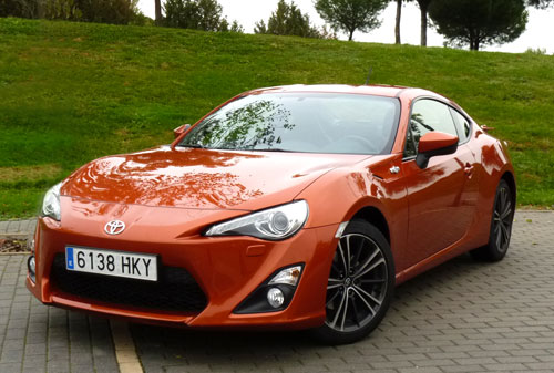 Toyota GT86 (frontal)