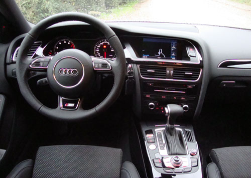 Audi A4 Avant (interior)