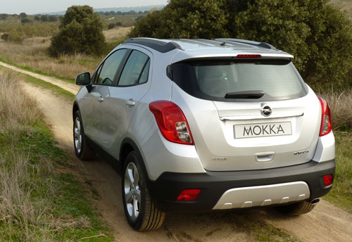 Opel Mokka (trasera)