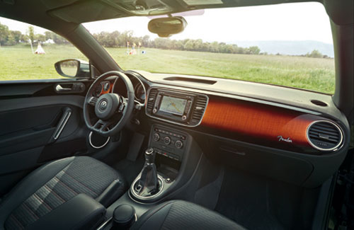 Volkswagen Beetle Fender Edition (interior)