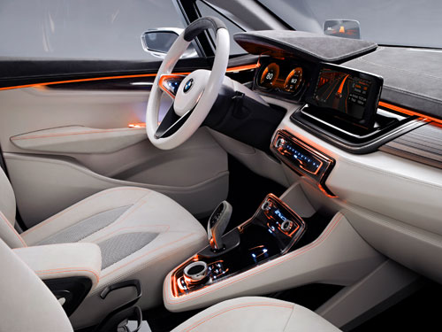BMW Concept Active Tourer (interior)