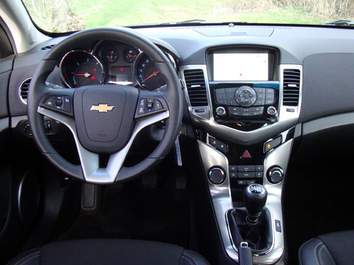 Chevrolet Cruze (interior)