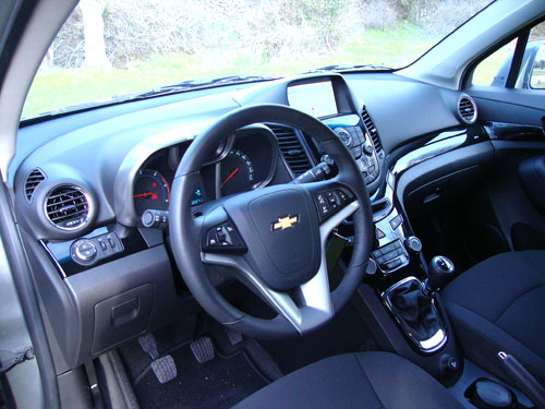 Chevrolet Orlando (interior)